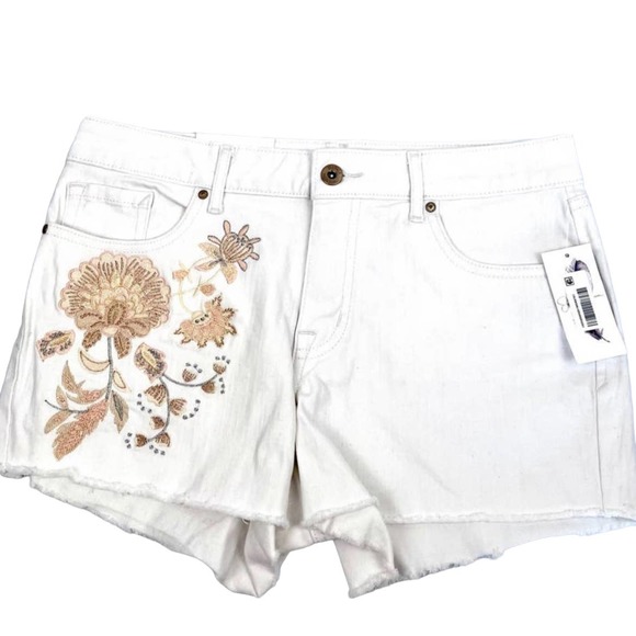 Jessica Simpson Cherish Embroidered Frayed Hem Denim Shorts - Picture 3 of 7